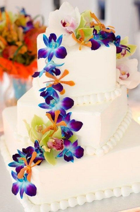 Tropical Flower Wedding Cake Ideas