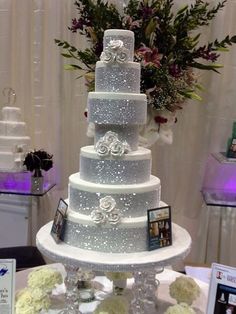 Wedding Cake with Bling Wedding Cake with Bling
