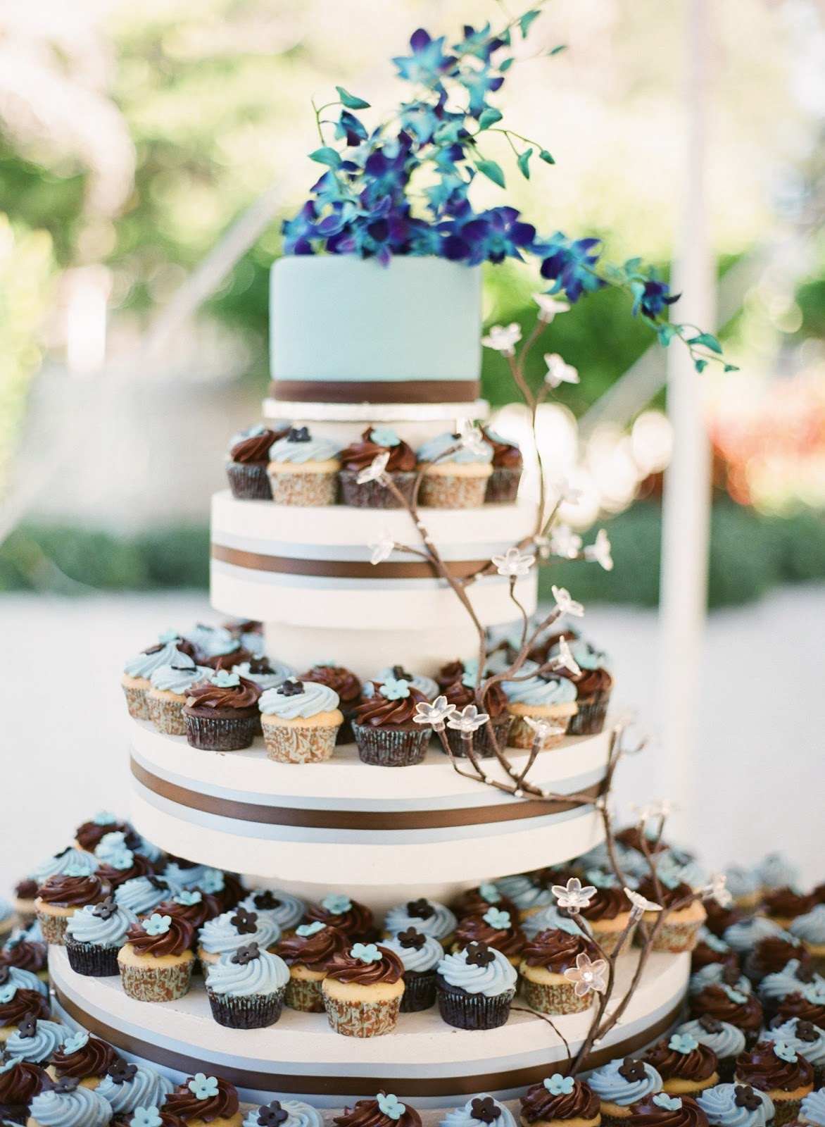 Wedding Cake with Cupcake Tier