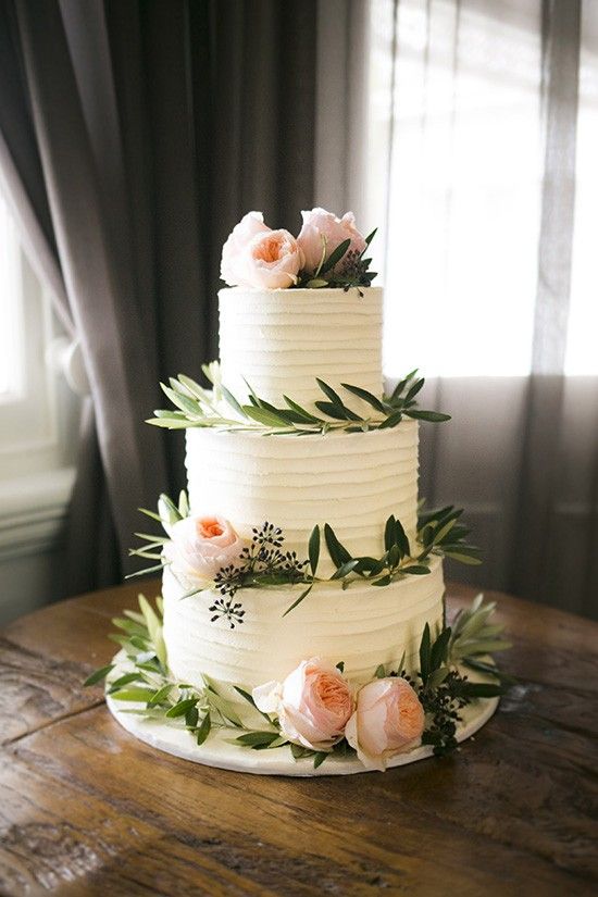 Wedding Cake with Flowers