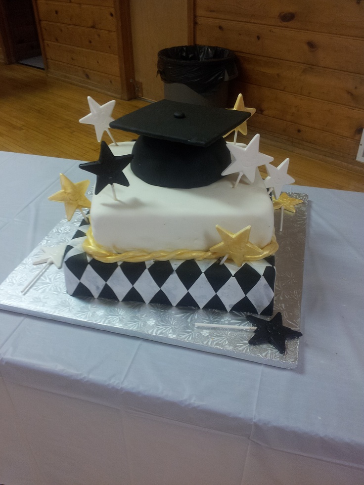 Black and Gold Graduation Cake