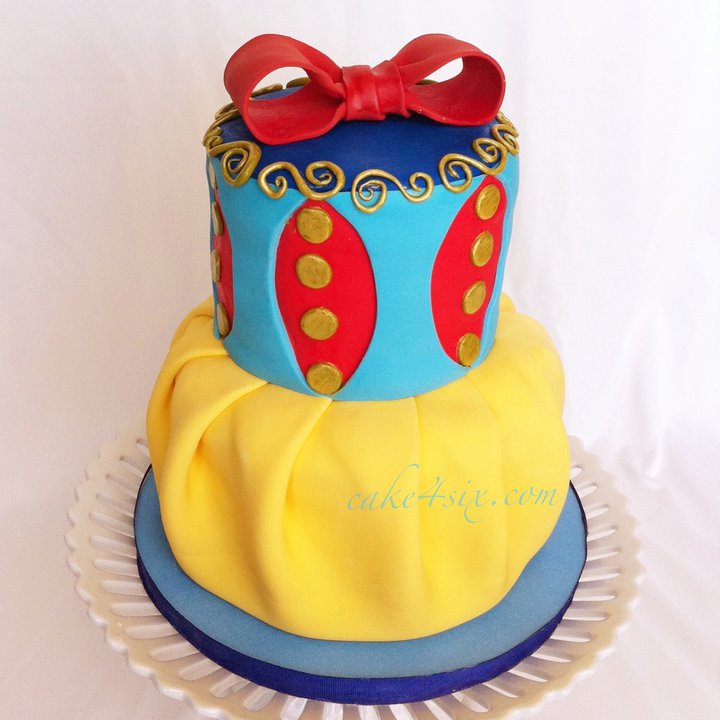 Disney Snow White Cake