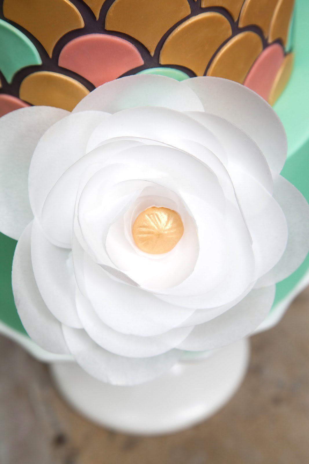 Edible Wafer Paper Flower Designs for Cakes