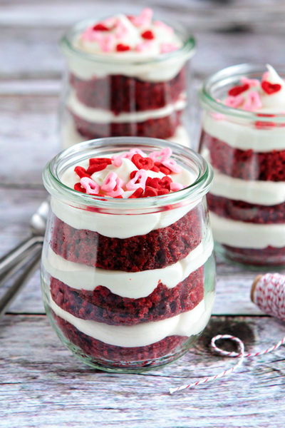 Mason Jar Red Velvet Cupcakes