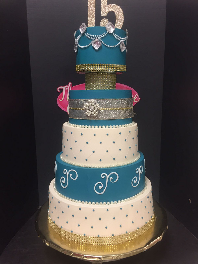 Quinceanera and Sweet 16 Cakes