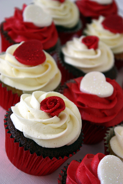 Red and White Rose Wedding Cupcakes