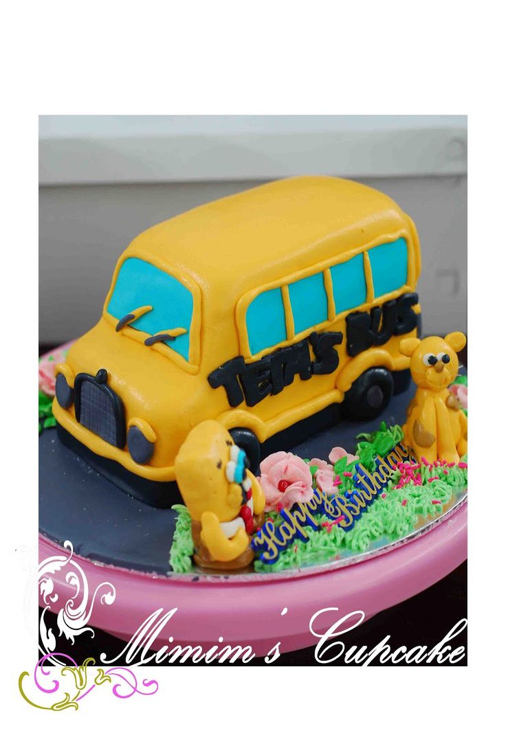 School Bus Cake
