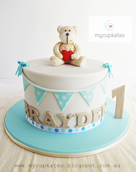 Teddy Bear 1st Birthday Cake