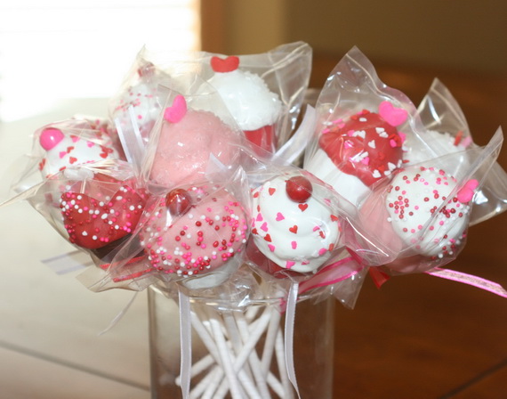 Valentine's Day Cupcake Decorating Ideas