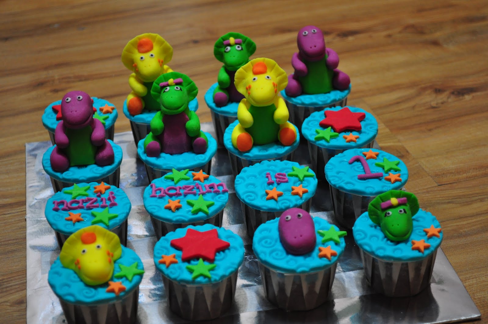 Barney Cake Cupcakes