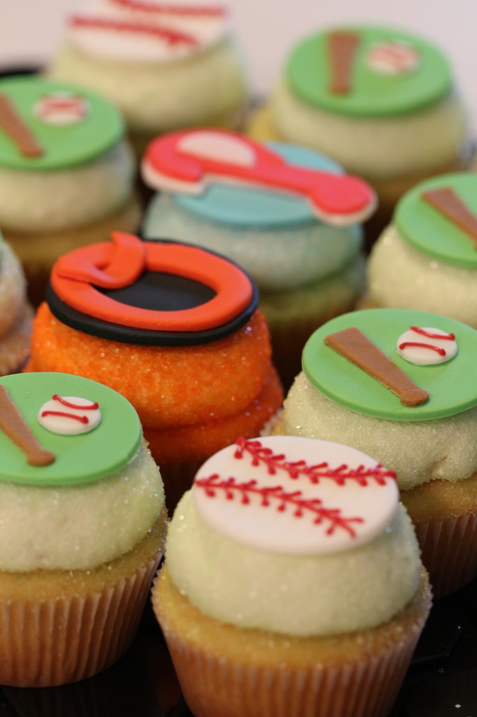 Baseball Batter Up Cupcakes