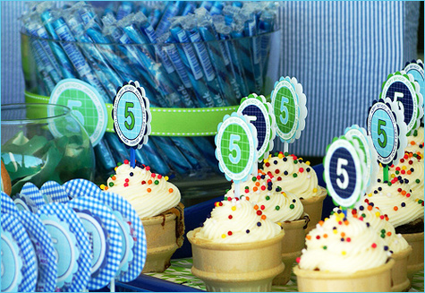 Birthday Pool Party Cupcakes Ideas