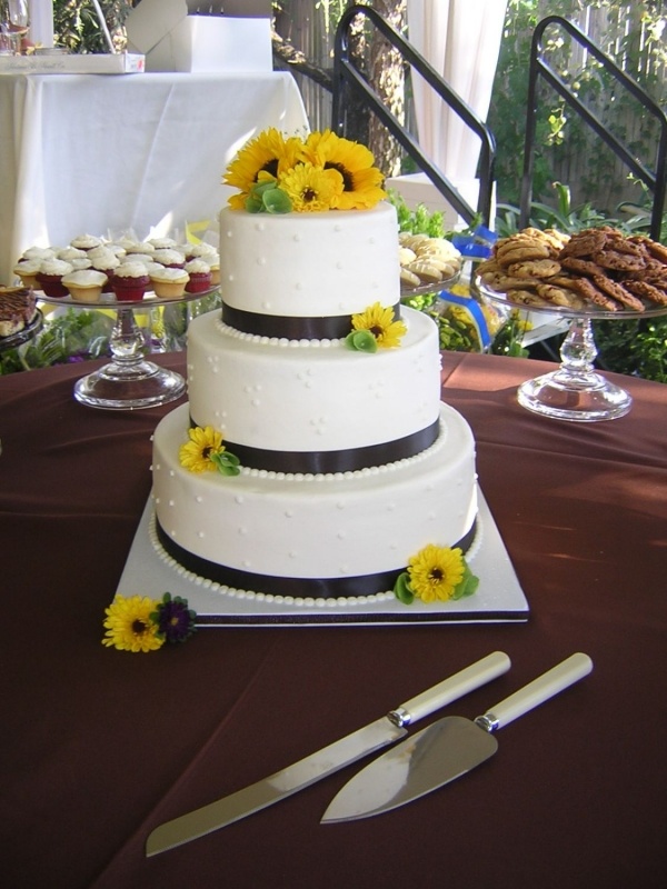 Blue and Sunflower Wedding Cake