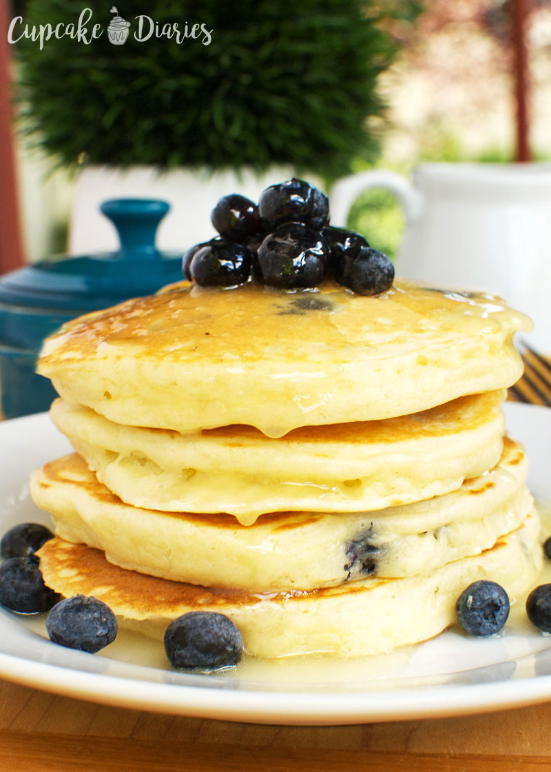 Buttermilk Pancakes with Syrup Buttermilk Pancakes with Syrup
