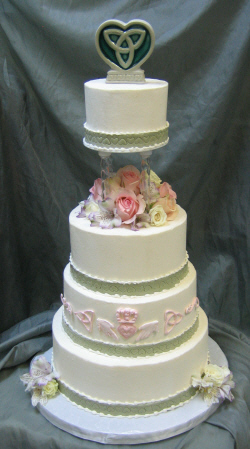 Celtic Knot Wedding Cake Design