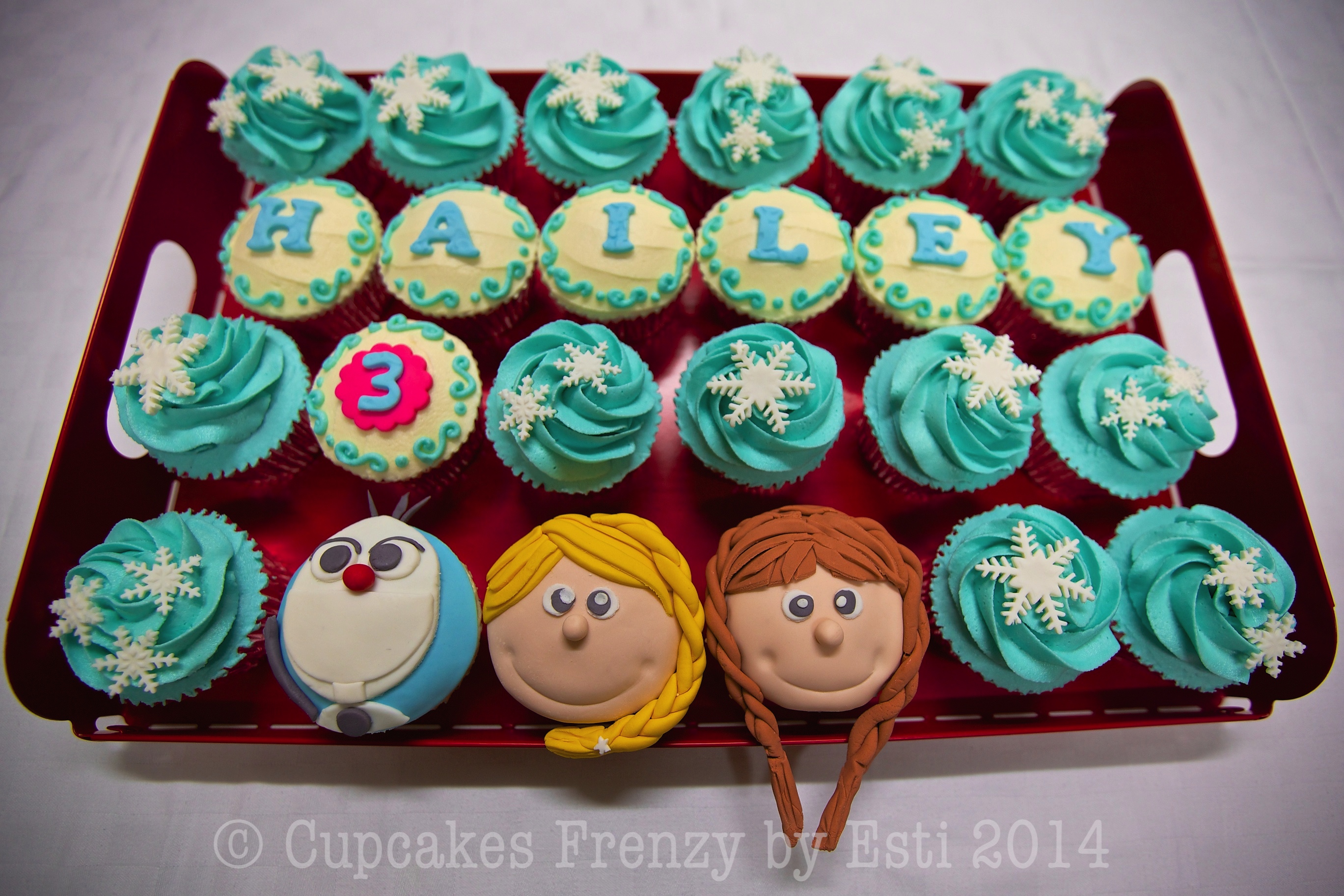 Disney Frozen Theme Cupcakes