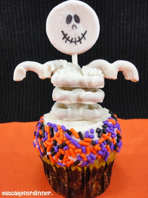 Halloween Skeleton Cupcakes