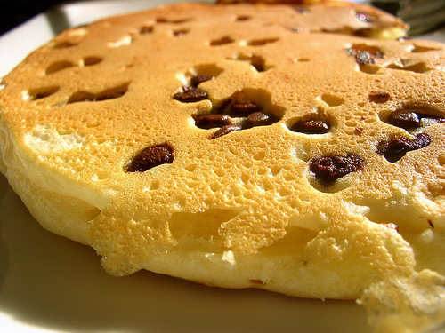 How to Make Chocolate Chip Pancakes