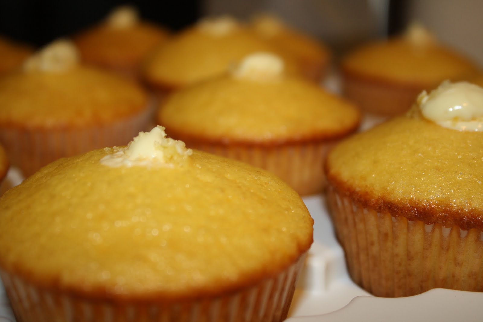 Lemon Filled Cupcakes