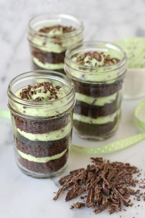 Mint Chocolate Chip Cupcakes