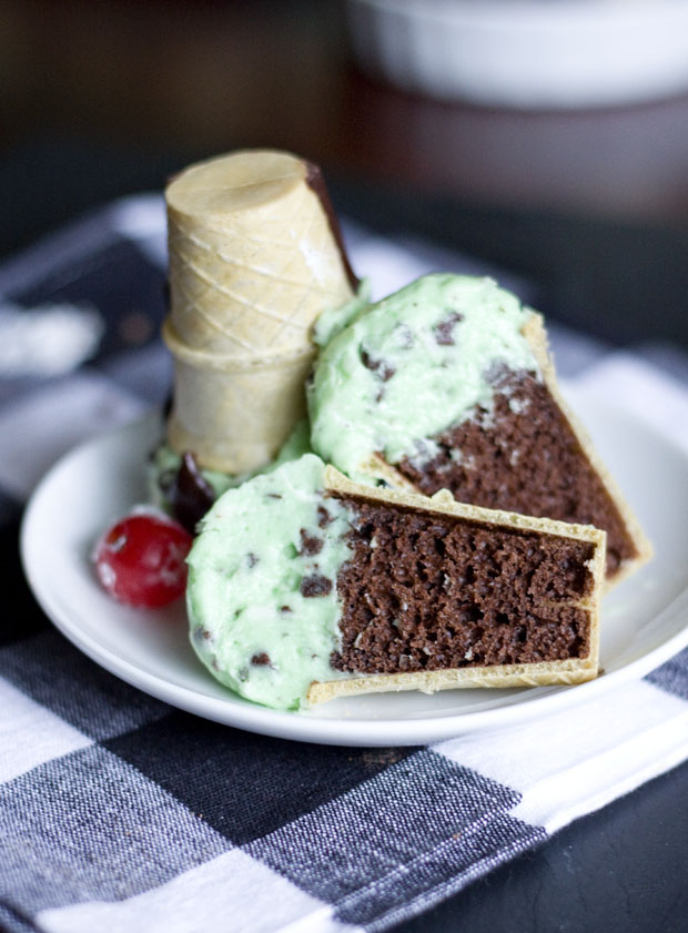 Mint Chocolate Chip Ice Cream Cupcakes Mint Chocolate Chip Ice Cream Cupcakes