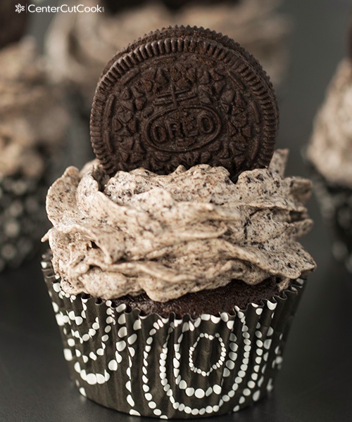 Oreo Cookie Cupcakes with Chocolate Frosting