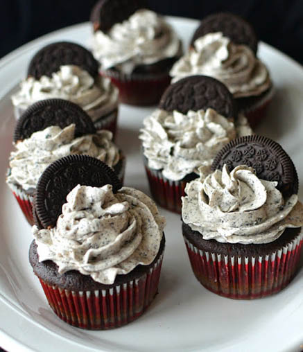 Oreo Cupcakes with Buttercream Frosting