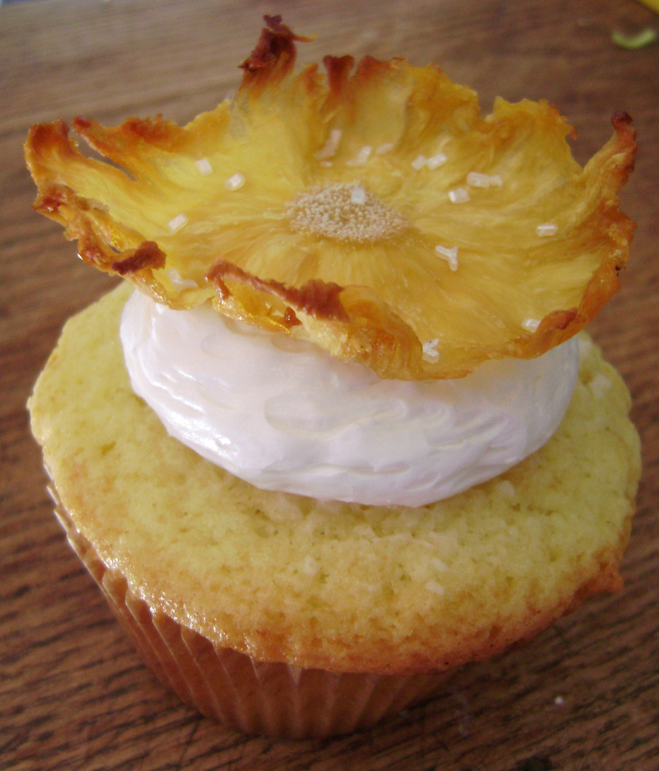 Pineapple Coconut Cupcakes with Buttercream