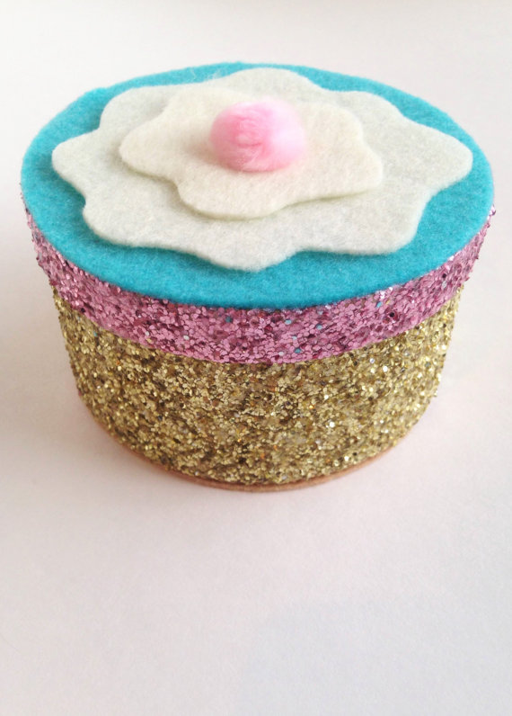 Pink Glitter Cupcakes