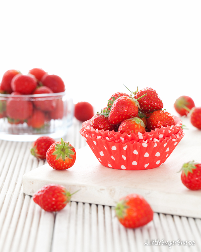 Red Velvet Cupcakes with Strawberries