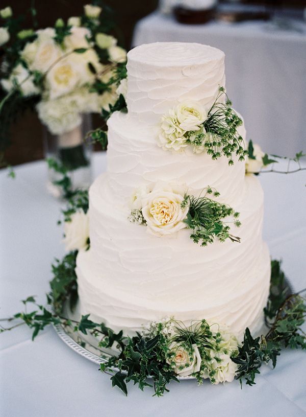 Rustic Greenery Wedding Cake