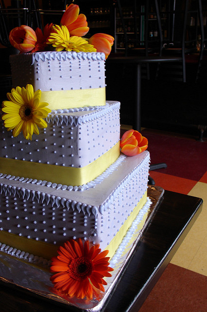 Spring Wedding Cake with Fresh Flowers