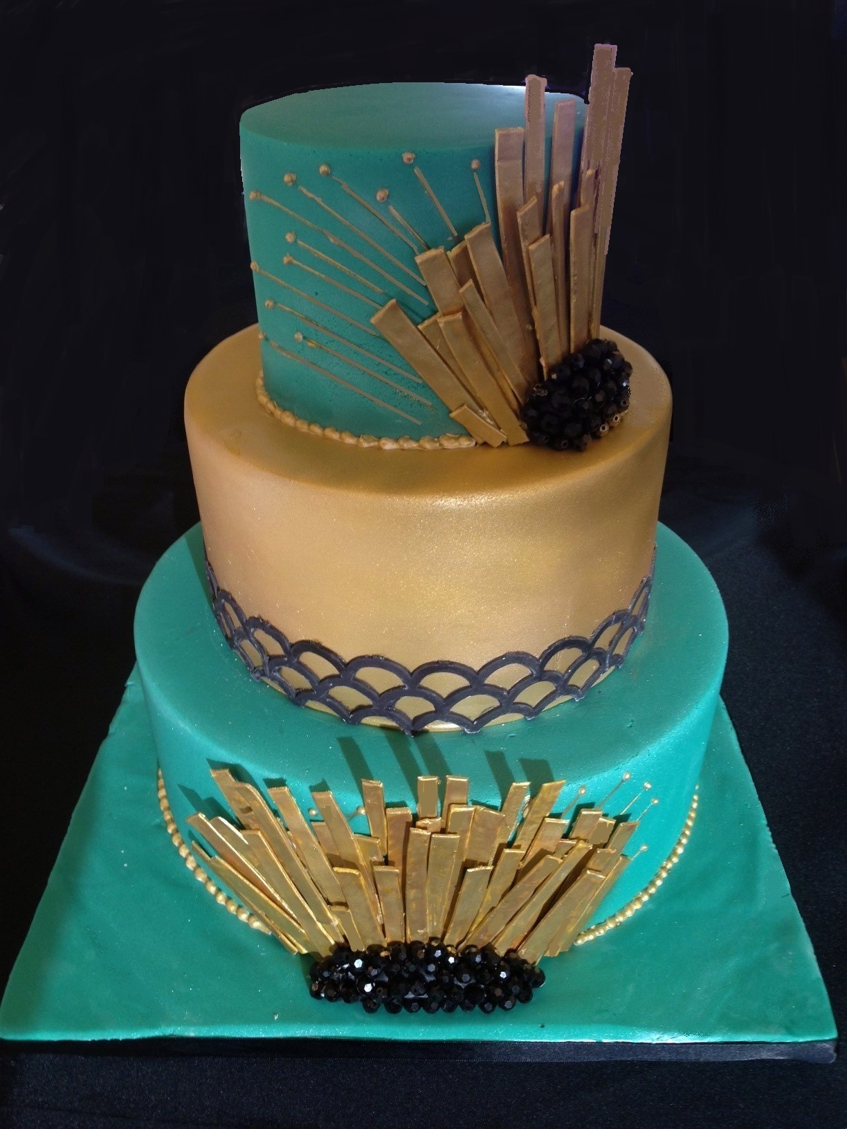 The Great Gatsby Theme Wedding Cake