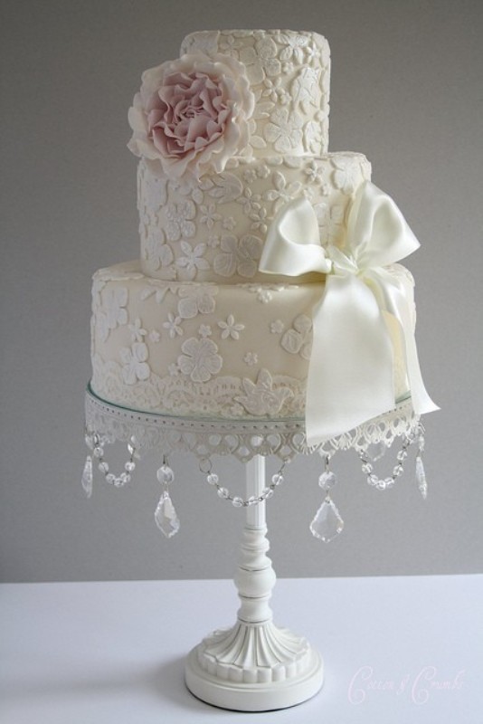 Vintage Lace Wedding Cake