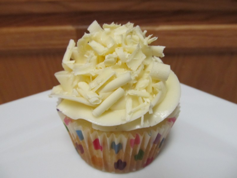 White Chocolate Vanilla Cupcake