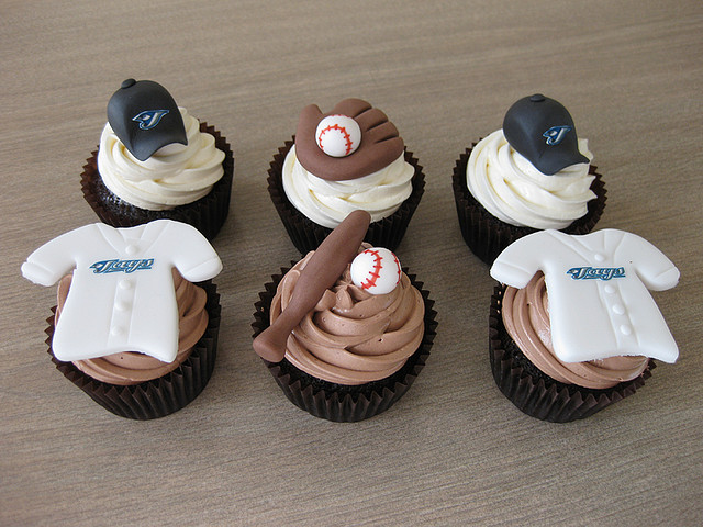 Baseball Cupcakes