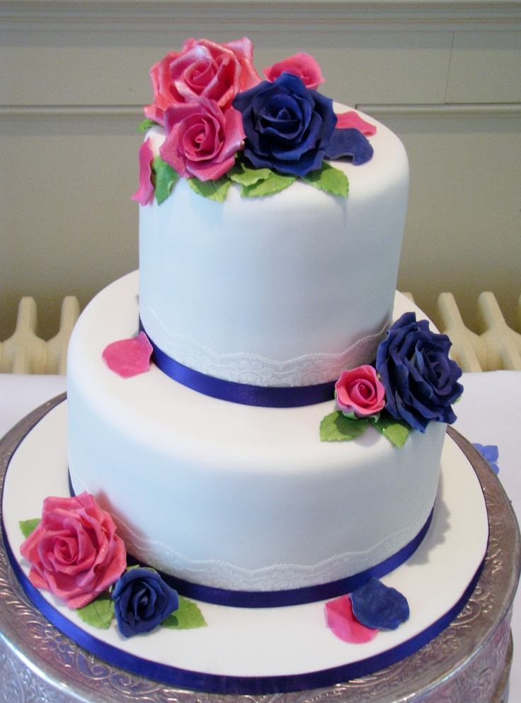 Blue and White Wedding Cake Pink Roses
