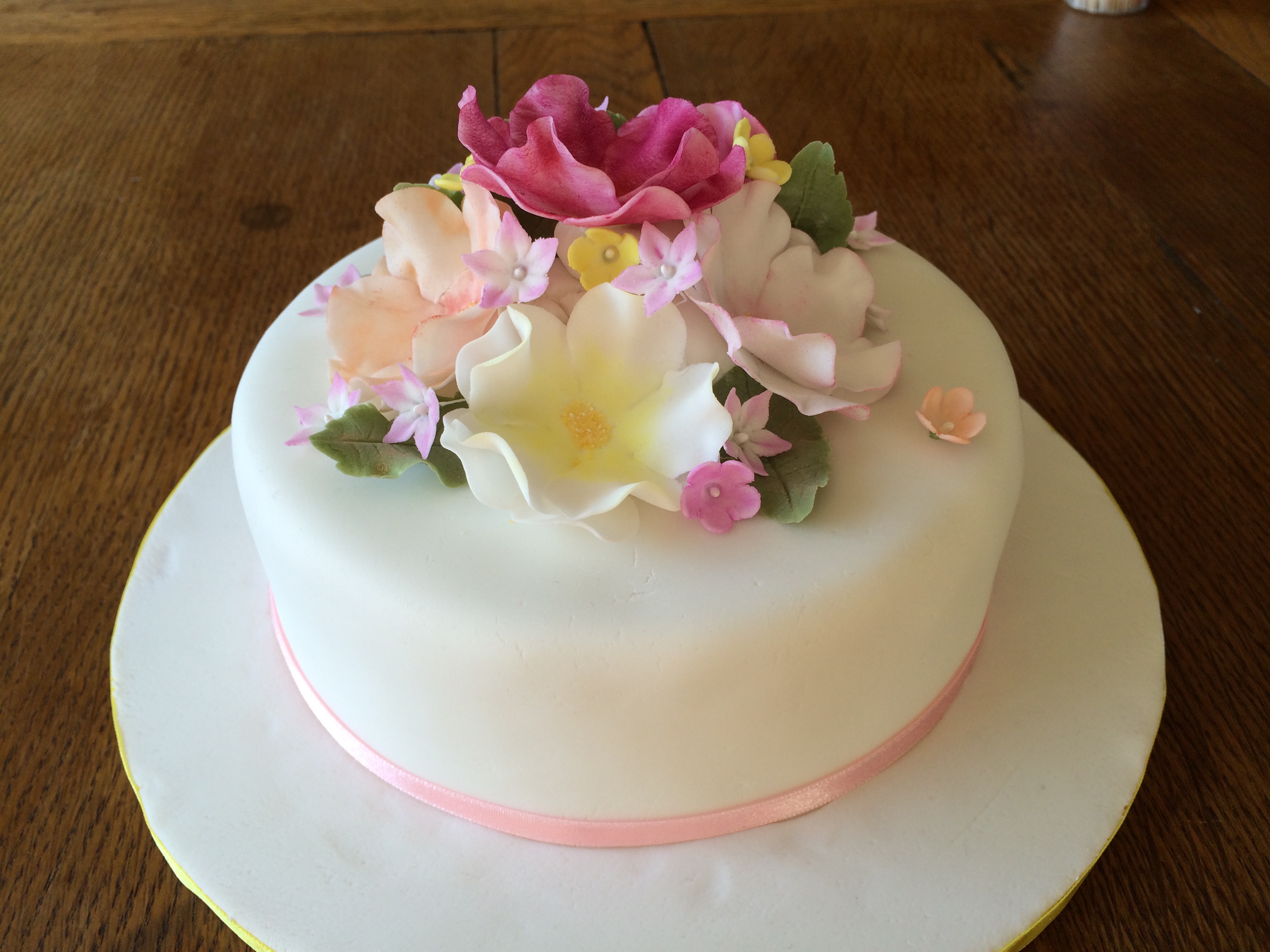 Cake Decorating Ideas with Flowers