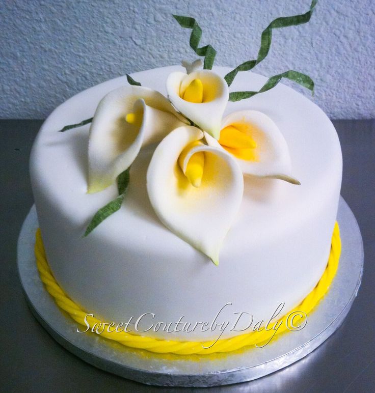 Calla Lily Fondant Cake