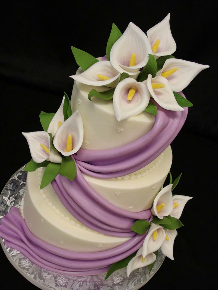 Calla Lily Wedding Cake