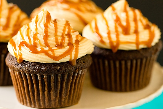 11 Photos of Chocolate Cupcakes With Caramel Sauce