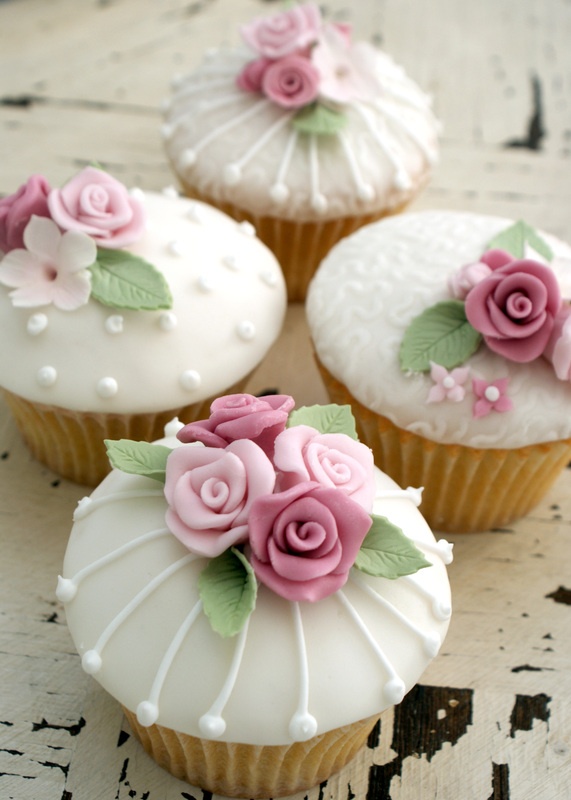 9 Photos of White Fondant Flower Cupcakes