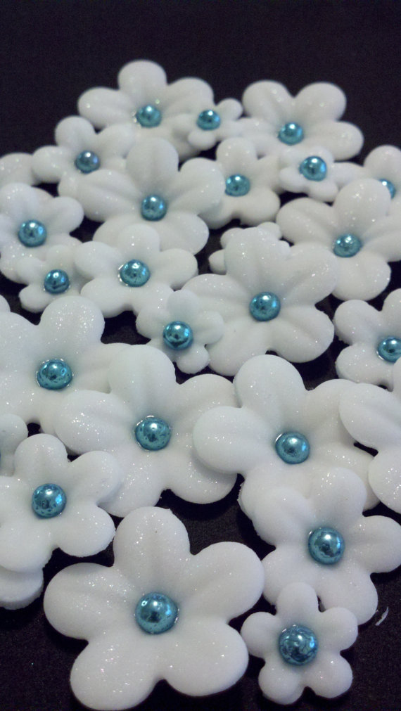 Edible Fondant Flowers Cupcakes