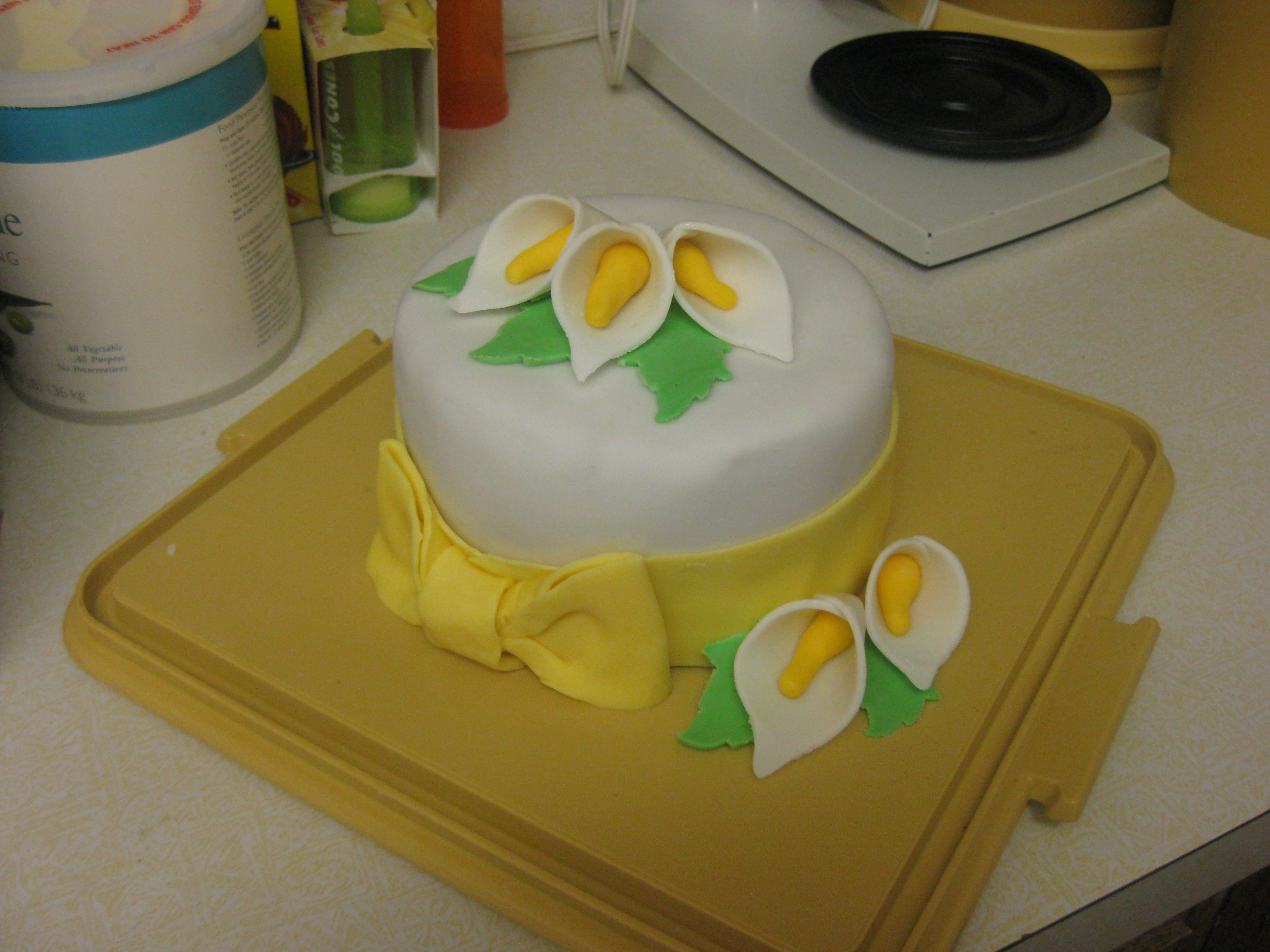 Fondant Cake with Calla Lilies