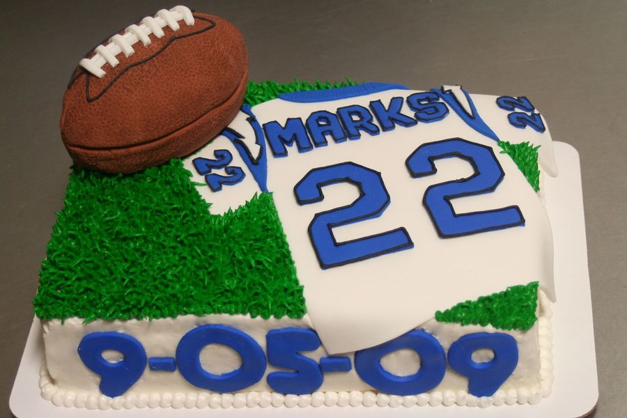 Football Graduation Cake Ideas