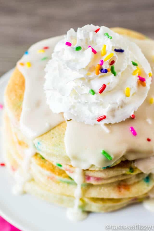 Funfetti Cake Batter Pancakes Funfetti Cake Batter Pancakes