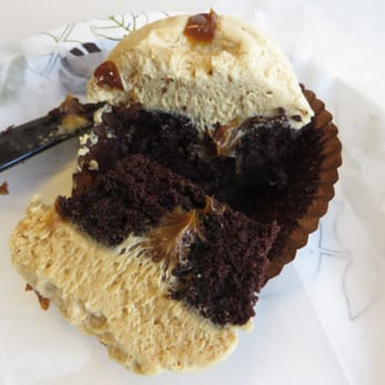 Georgetown Cupcake Salted Caramel Chocolate Georgetown Cupcake Salted Caramel Chocolate