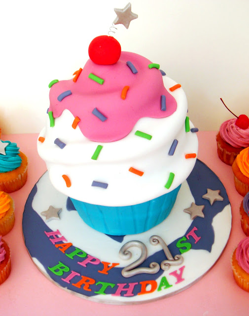 Giant Cupcake Cake