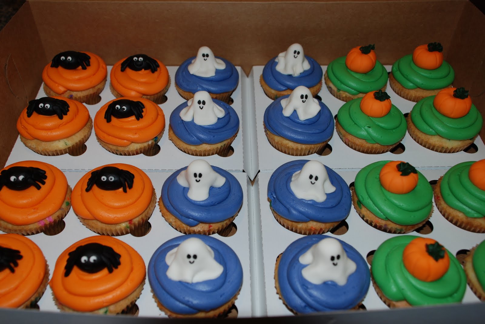 Halloween Cupcake Cake Ideas