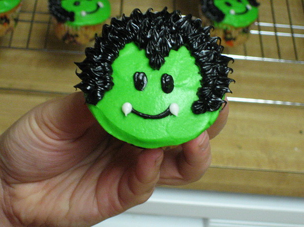 Halloween Cupcake Decorating Ideas